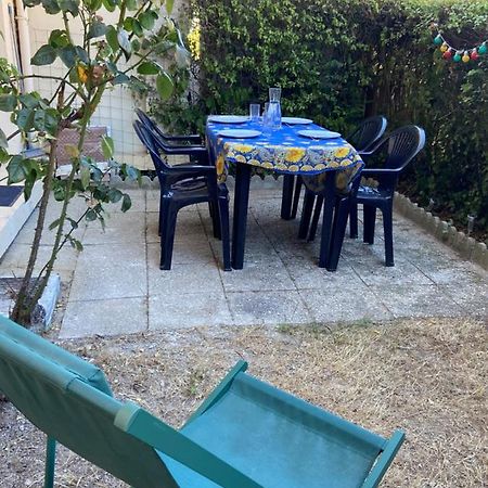 Апартаменти 2 Pieces Avec Jardin ! Вілле-сюр-Мер Екстер'єр фото